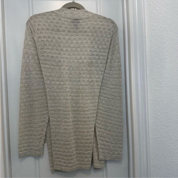 Chico's Easywear Textured Open-Front Cardigan in Beige and Gold 3 16 XL - Picture 3 of 9